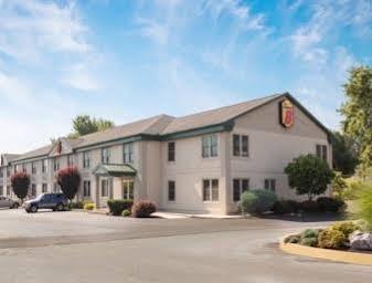 Super 8 By Wyndham Harrisburg Hershey West Eksteriør bilde