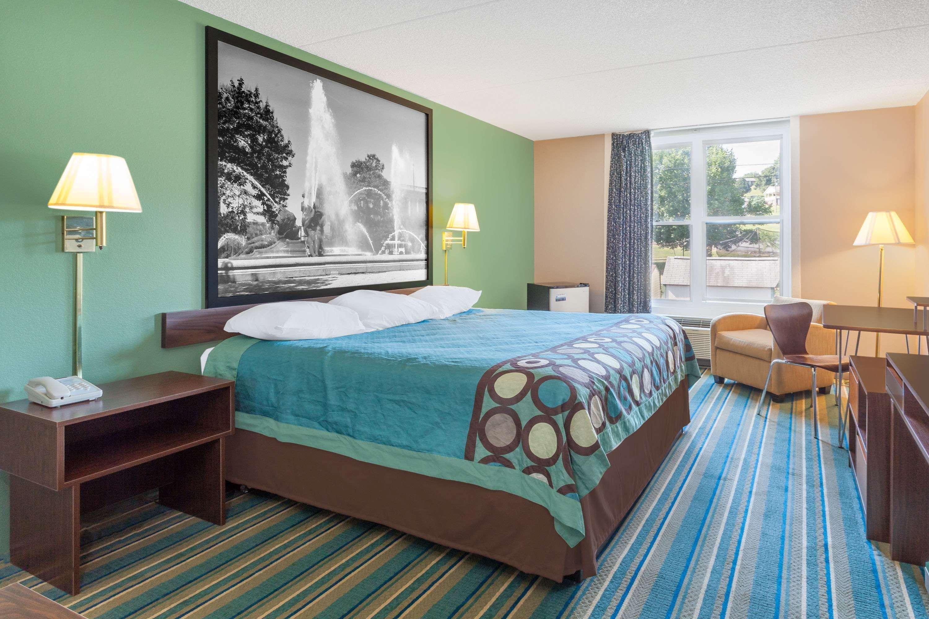 Super 8 By Wyndham Harrisburg Hershey West Eksteriør bilde